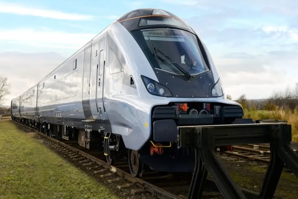 CRRC Presents CR450 High-Speed Train