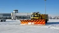 انجام سومین عملیات برف‌روبی در باند فرودگاه اردبیل