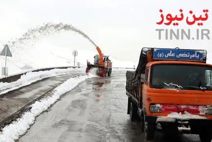 عملیات راهداری زمستانی در جاده هراز