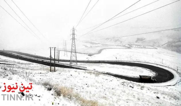تمام راههای استان مرکزی از برف پاکسازی شدند
