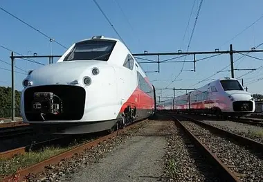  Trenitalia acquires AnsaldoBreda V250 trains 