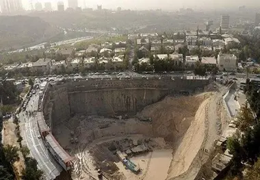 تعیین تکلیف ایمنی گود مجاور برج میلاد 
