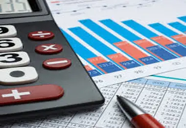  احیای وزارت بازرگانی سال ٩٠ به اقتصاد ضربه می‌زند 