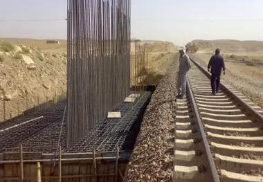 ریل‌گذاری ۱۵۰ کیلومتر از راه‌آهن همدان