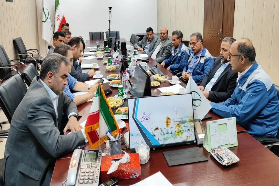 بازدید مدیران شرکت حمل و نقل ریلی نور الرضا از کارخانه گروه صنعتی پلور سبز
