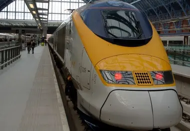 Two Eurostar power cars built by Alstom to be donated to National College for High Speed Rail