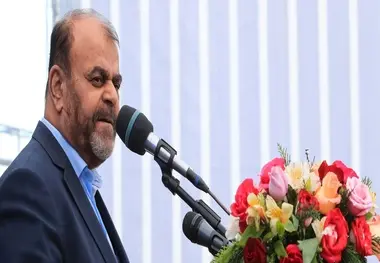 وزیر راه و شهرسازی:  نیازمندی لکوموتیو ایران بیش از یک هزار دستگاه است
