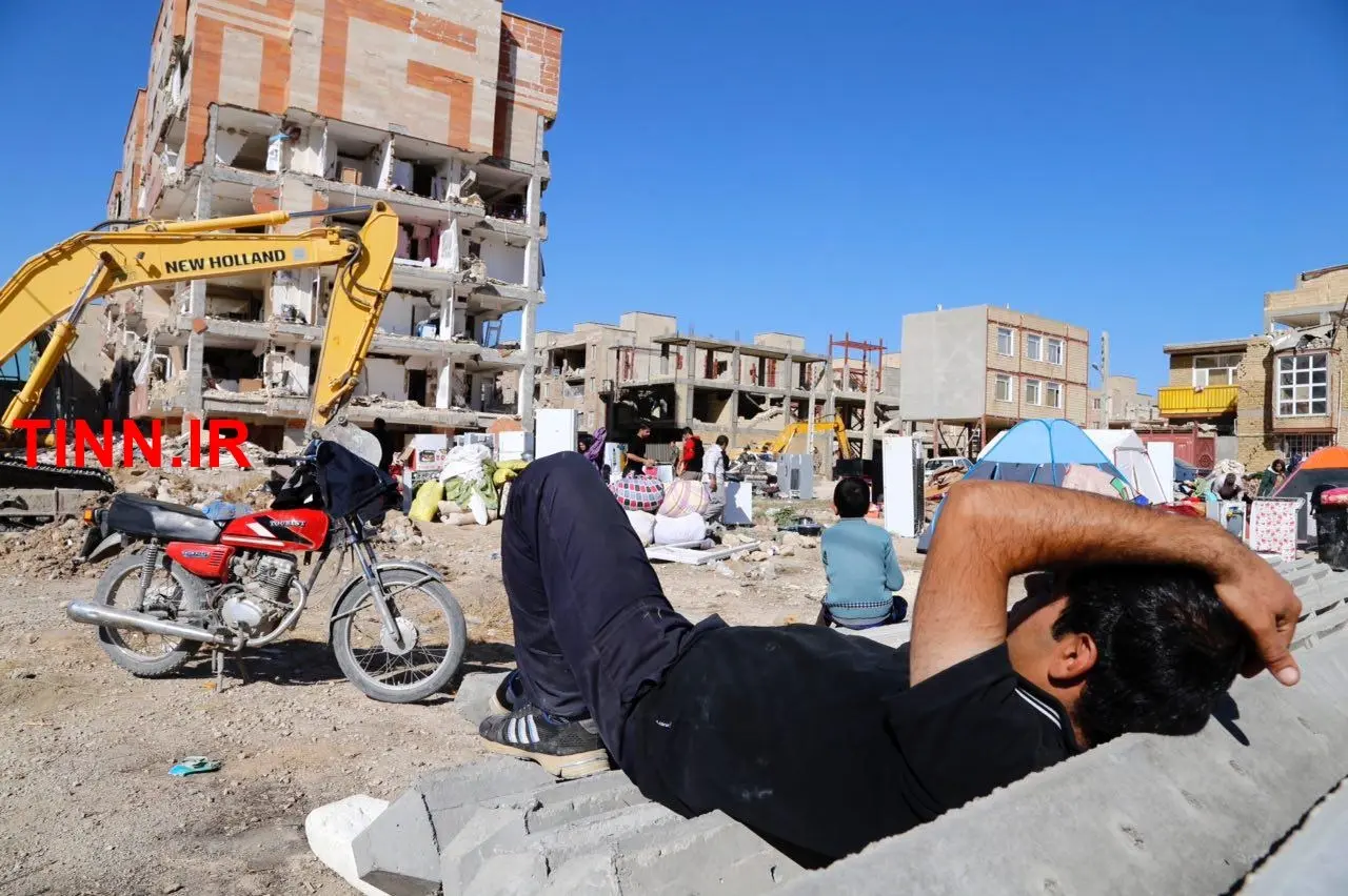 15 هزار واحد مسکن در زلزله اخیر تخریب شده است