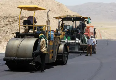 مناقصه اجرای روکش آسفالت گرم راه روستایی علی آباد مرکزی