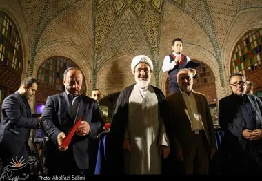  نقش خبرنگاران در حل مشکلات جامعه بی بدیل است