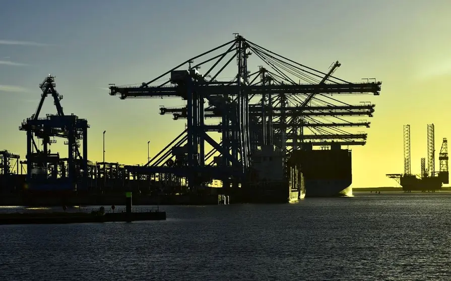 Port of Rotterdam Focusing Blockchain on Logistics and Energy