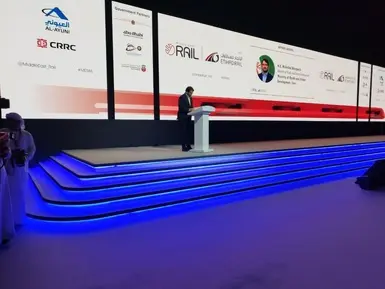 بازدید وزیر راه از نمایشگاه ریلی ابوظبی (8)