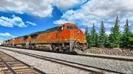 بارگیری و حمل تراورس صادراتی در راه‌ آهن شمال‌شرق(۱) 