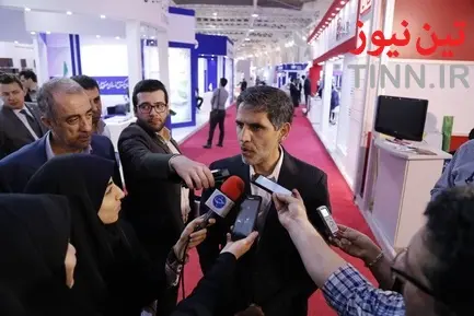 سعید محمدزاده در غرفه تین