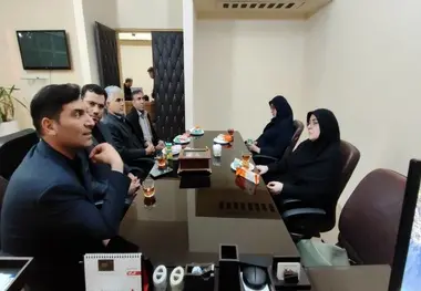 بازدید سخنگوی دولت از ایستگاه مسافری راه آهن سیرجان