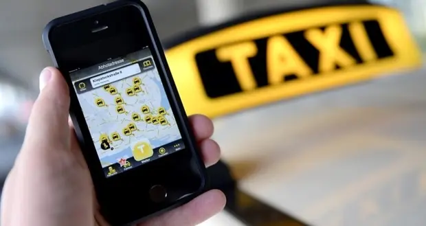 توصیه یک راننده به رانندگان تاکسی: مانع از مرگ حرفه خود شویم