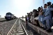 به زودی قطار مسافری ایران-افغانستان راه می افتد / عبور بار اروپا از کریدور ریلی خواف- هرات


