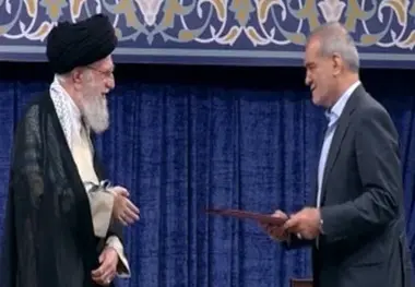 رهبر معظم انقلاب حکم ریاست جمهوری مسعود پزشکیان را اعطا کردند