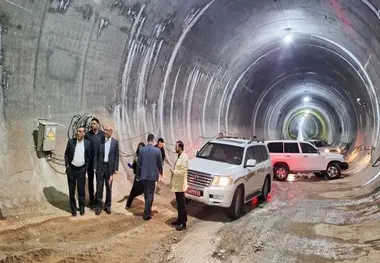 تکمیل فاز نخست قطار شهری کرمانشاه در سال آینده