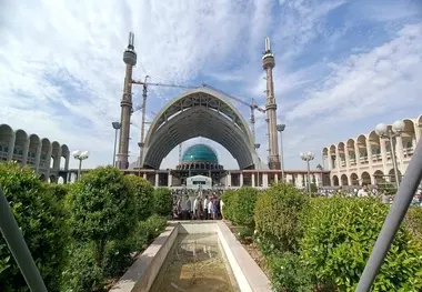 تکمیل پروژه عظیم مصلای امام خمینی (ره) نیازمند ۱۹ همت منابع مالی