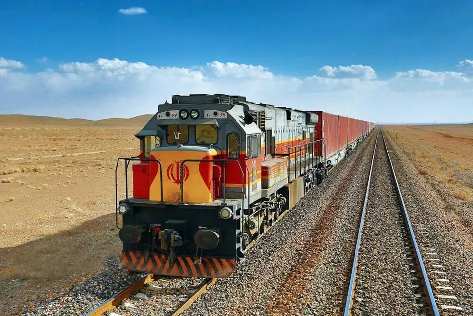 توسعه صادرات به آذربایجان با افتتاح راه آهن اردبیل میانه