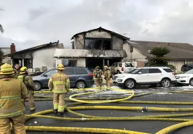 Cessna 414A crashes into a single family house in the suburb of Yorba Linda, California