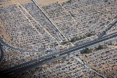 اجرای روکش آسفالت ۱۴۰ کیلومتر از راه های ایلام / بهسازی مسیرهای منتهی به پایانه های مرزی