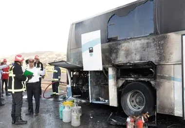 آتش‌سوزی اتوبوس مسافری در جاده اردبیل