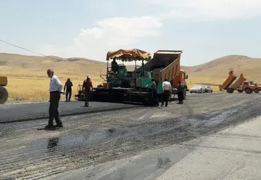 تکمیل عملیات ۶ بانده کردن محور مهران به پایانه مرزی تا پایان سال