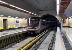  کاهش ۱.۵ دقیقه‌ای سرفاصله مترو برای مراسم ارتحال 