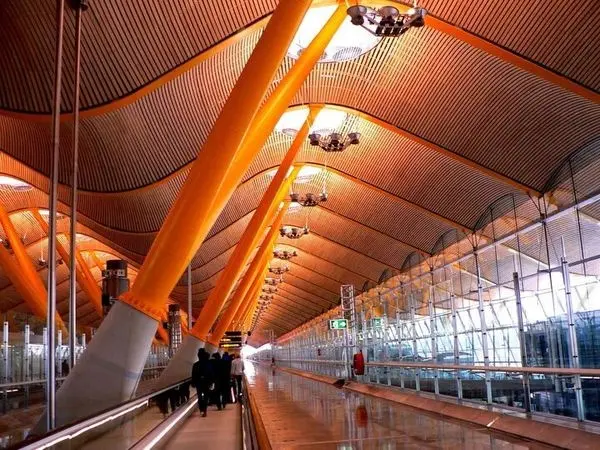 اسپانیا میزبان بزرگترین فرودگاه اروپا +تصاویر
