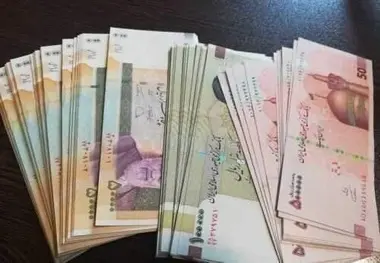 افزایش حقوق فوق العاده مخصوص کارمندان دولت است 