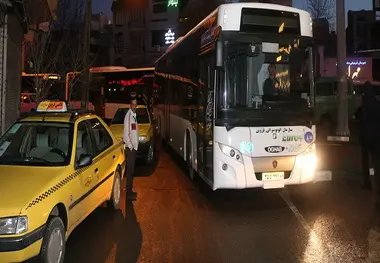 رانندگان تاکسی و اتوبوس قزوین؛ چشم‌انتظار واکسن کرونا

