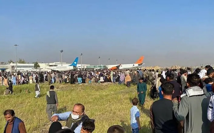 وقوع حریق در فرودگاه کابل
