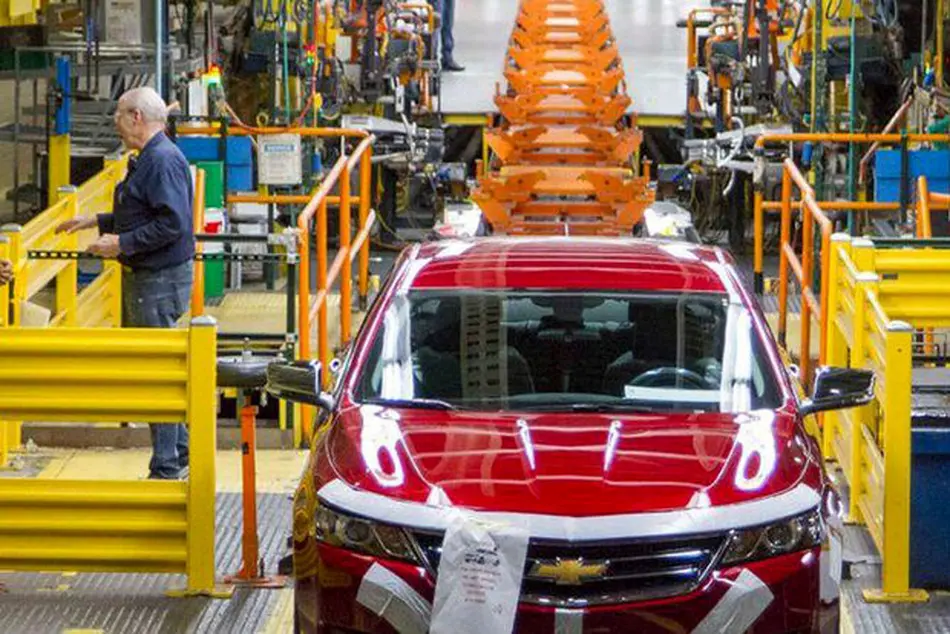 کارگران صنعت خودروی آمریکا به سر کار خود باز می‌گردند