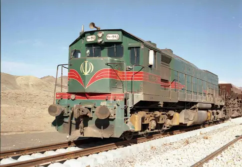 زائران کربلا با قطار از مشهد تا مرز شلمچه منتقل می‌شوند 