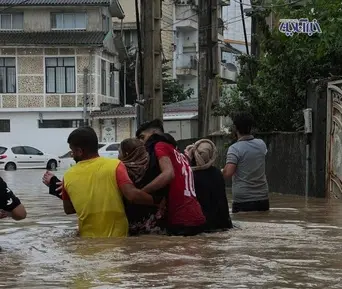 سیل آستارا