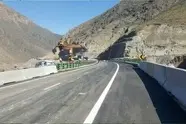 توسعه راه های ترانزیتی و تقویت بنادر از مطالبات جدی مردم مازندران است