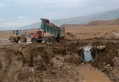 بازگشایی جاده روستایی در کوهدشت پس از تخریب پل منار