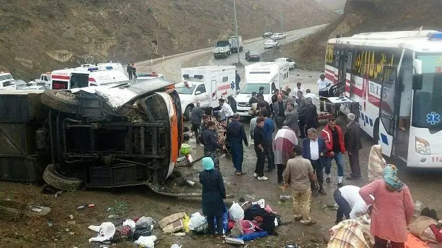مرگ چهار نفر در  واژگونی اتوبوس تهران-خوی