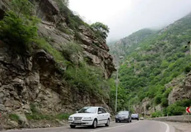 
جاده چالوس جمعه یک طرفه می‌شود
