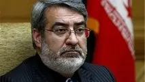
بازدید وزیر کشور از مناطق زلزله‌زده سرپل ذهاب/ دستور برای افزایش امکانات و ارائه خدمات بهتر

