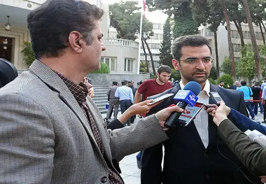 مذاکره با استاندار البرز برای رفع مشکل فعالیت اسنپ و تپسی در کرج
