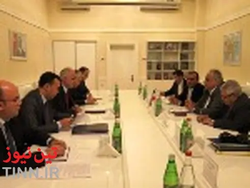 دیدار رییس کل گمرک ایران با وزیر اقتصاد و صنعت جمهوری آذربایجان در باکو
