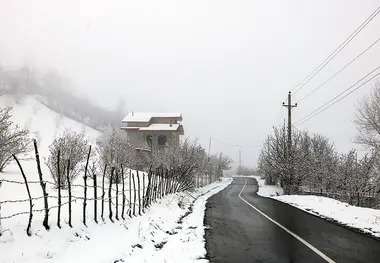 بارش برف و باران در جاده‌های ۱۰ استان