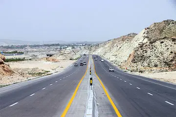 احداث بیش از ۴۰۰ کیلومتر بزرگراه دیگر در استان کرمان 