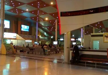 برخورد قاطع با گرانفروشی به گردشگر خارجی در فرودگاه شیراز