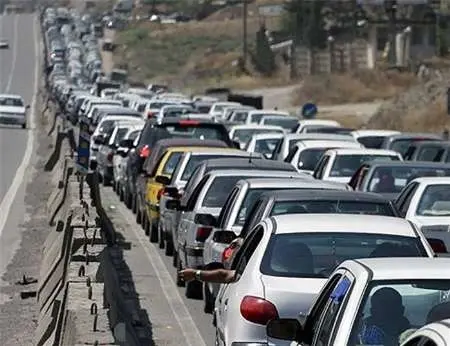 ترافیک جاده های استان کرمانشاه سنگین است