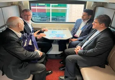 تمرکز بر تجهیزات و فناوری های نوین با استفاده از ظرفیت شرکتهای معتبر بین المللی