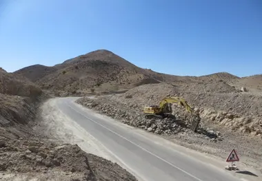 با مشارکت دو خیر محلی گردنه مزکویه بهسازی می‌شود 
